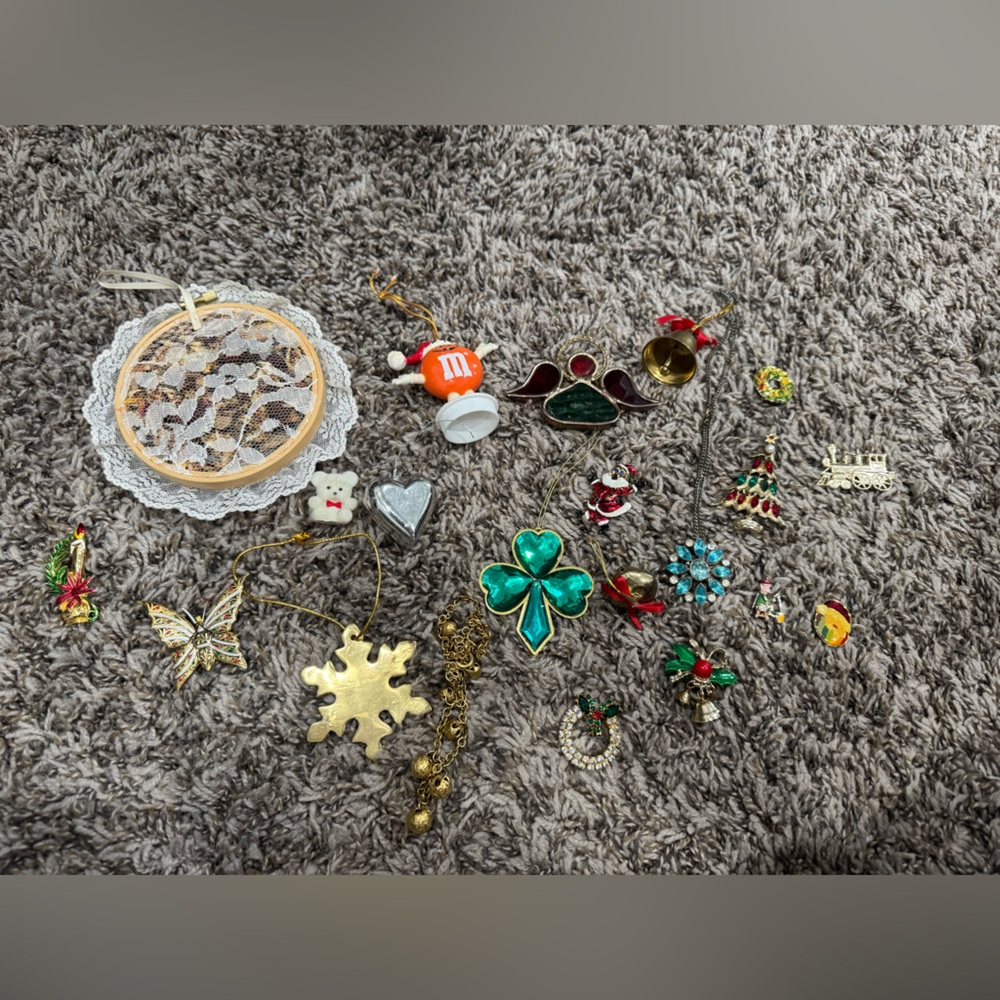 Vintage Holiday Jewelry and brooch ornaments